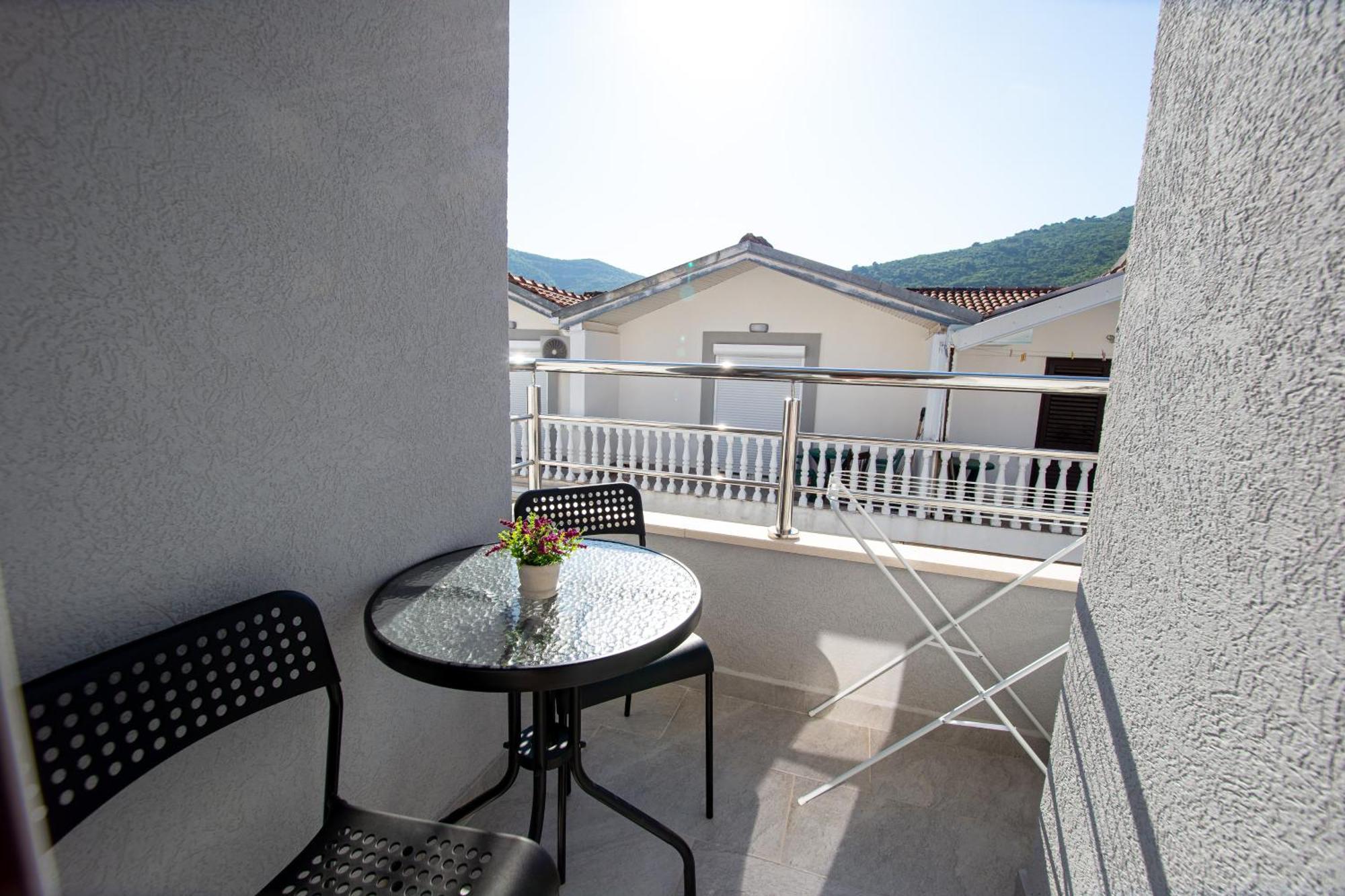 Apartments Sirena - Modern Stay With Free Parking Budva Exteriér fotografie